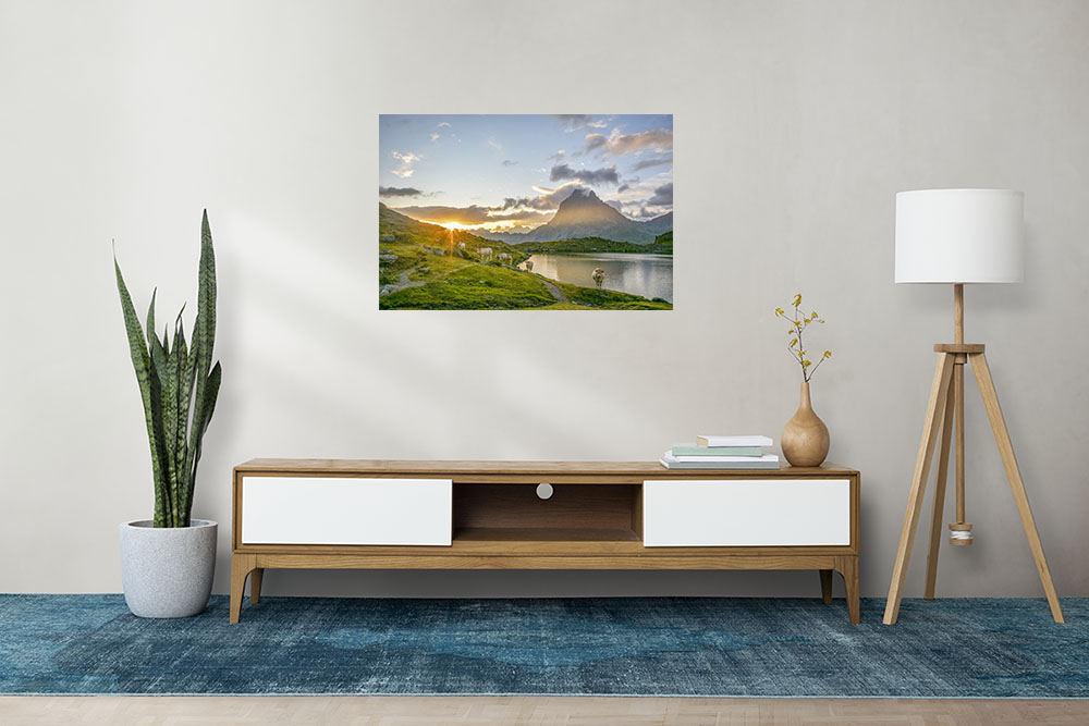 Pic du midi d'Ossau au lever de soleil avec un troupeau de vaches au bord du lac d'Ayous.Tableau photo paysage, décoration murale. Pyrénées, montagne. – Image 4